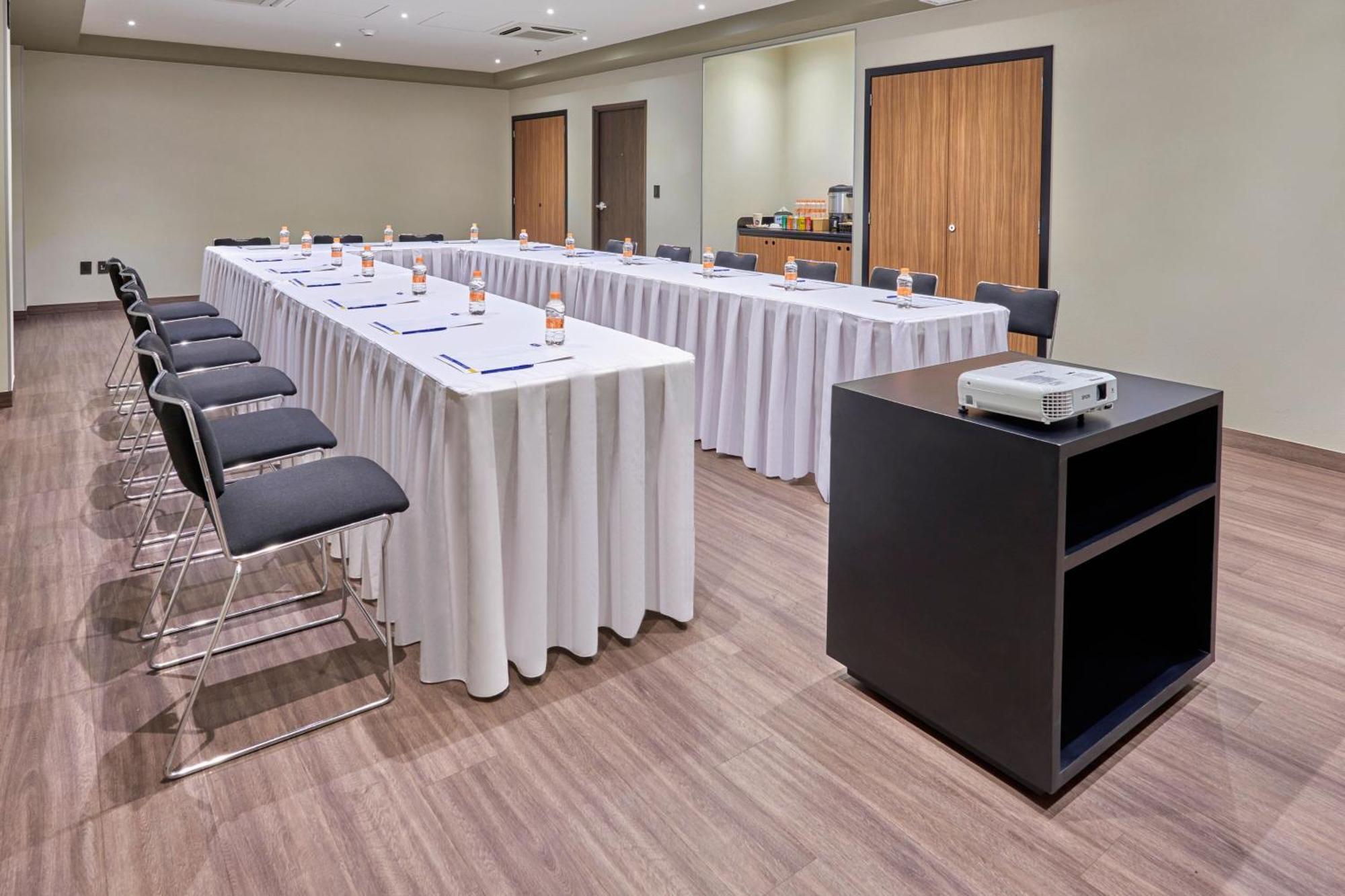City Express By Marriott Piedras Negras Exterior photo