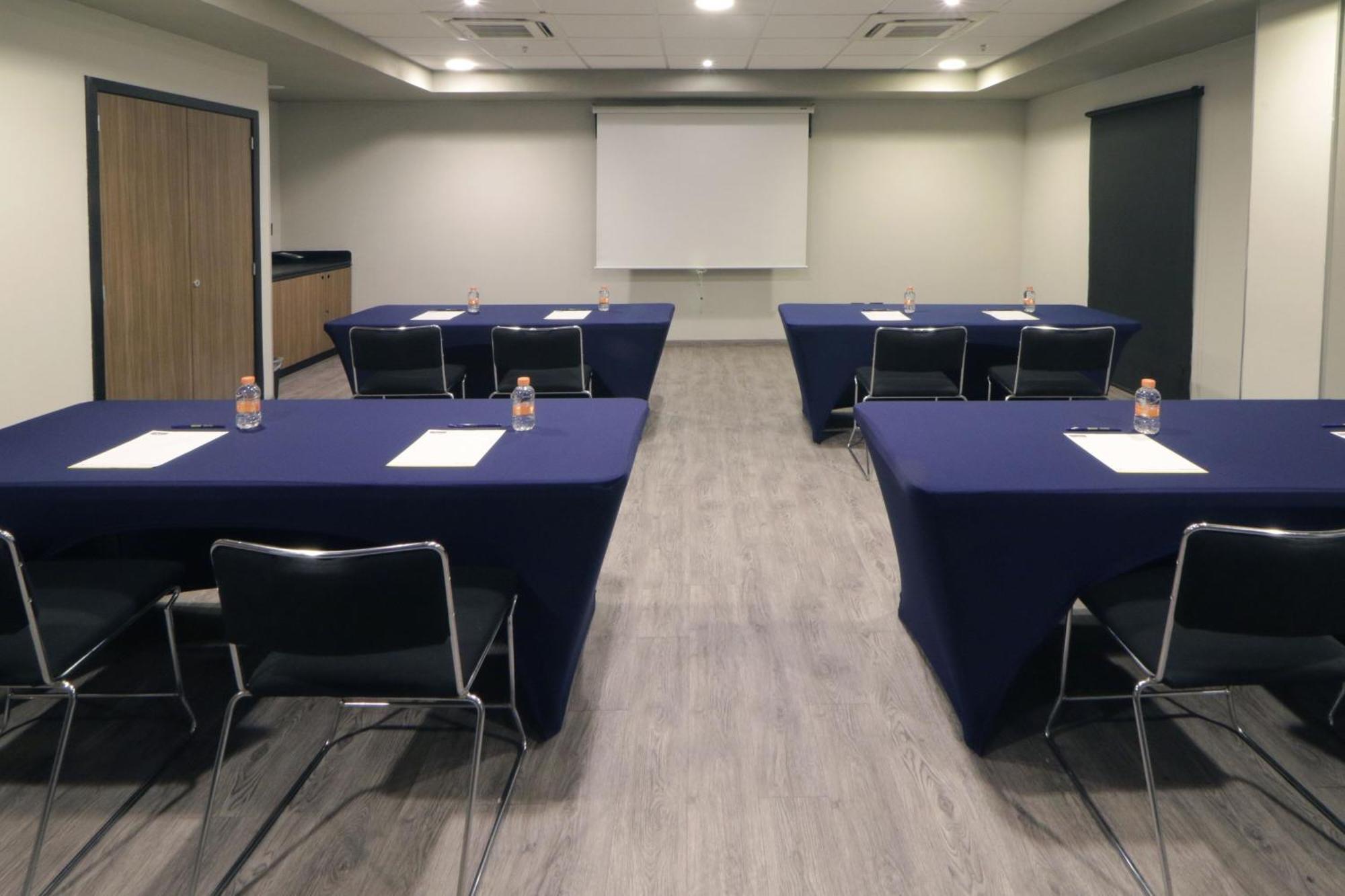 City Express By Marriott Piedras Negras Exterior photo